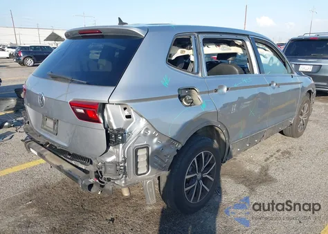 2021 Volkswagen Tiguan 2.0T Se/2.0T Se R-Line Black/2.0T Sel из США, поврежденный, VIN 3VV3B7AX5MM067886